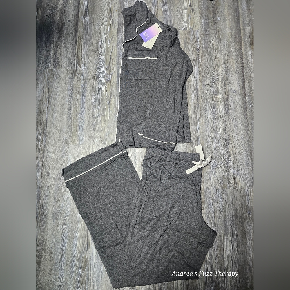 Gray Pajama Set Stars Above!